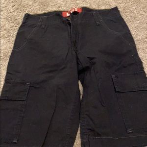 Men’s Levi’s Cargo Shorts - Black - Size 29